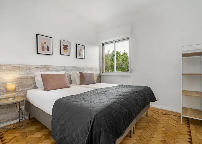 Whome Peaceful Alges Family Away From Noise Lissabon