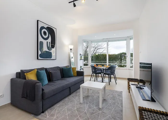 Appartement Whome Peaceful Alges Family Away From Noise *